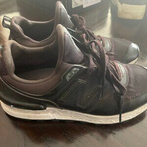 New Balance  574 Fresh Foam in Black with leather detail size 8